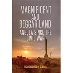 ISBN Magnificent and Beggar Land : Angola Since the Civil War livre histoire Anglais