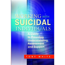 UBC Press Working with Suicidal Individuals livre
