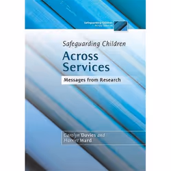 UBC Press Safeguarding Children Across Services, Livre broché, 224 pages
