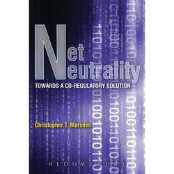 ISBN Net Neutrality (Towards a Co-Regulatory Solution) Couverture rigide