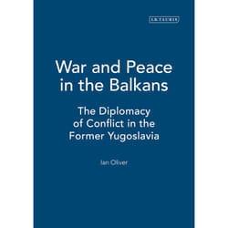 ISBN War and Peace in the Balkans Couverture rigide