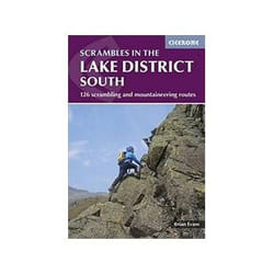 ISBN Scrambles in the Lake District - South (Cicerone Guide) livre Voyage Anglais