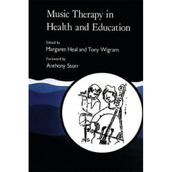 UBC Press Music Therapy in Health and Education livre