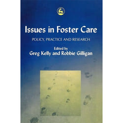 UBC Press Issues in Foster Care livre Livre broché 240 pages