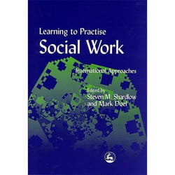 UBC Press Learning to Practise Social Work livre