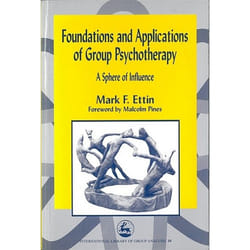 UBC Press Foundations and Applications of Group Psychotherapy livre
