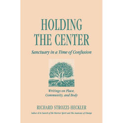 ISBN Holding the Center livre