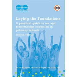 UBC Press Laying the Foundations, Second Edition livre
