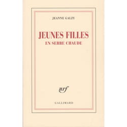 Jeunes filles en serre chaude