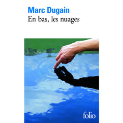 En bas, les nuages