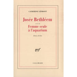 Josee bethleem / femme seule a l'aquarium