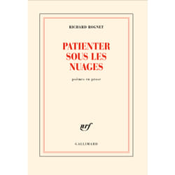 Patienter sous les nuages