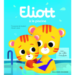 Eliott à la piscine