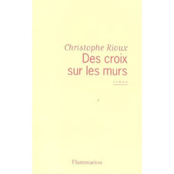 Flammarion Des croix sur les murs livre Littérature Français