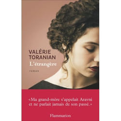 Flammarion L’Étrangère livre Littérature Français