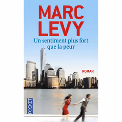 Pocket UN SENTIMENT PLUS FORT QUE LA PEUR, Français, Livre broché, 367 pages