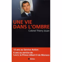 ISBN Une Vie Dans L'Ombre, biographie, Français, Livre broché