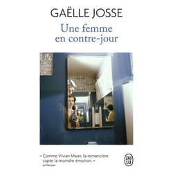 Une femme en contre-jour (Poche)