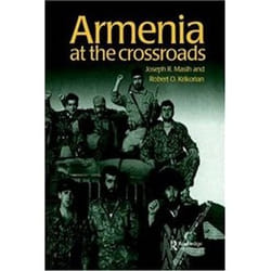 ISBN Armenia : At the Crossroads livre histoire Anglais