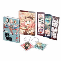 ISBN Spy x Family - tome 13 collector : Le livre de Tatsuya Endo, comédies & nouvelles graphiques, 192 pages