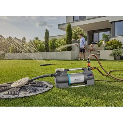 Pompe Arrosage Gardena SilentComfort 6500 - 6500 L/h - Contrôle Par Appli - Silencieuse (46 DB) - Acier Inox
